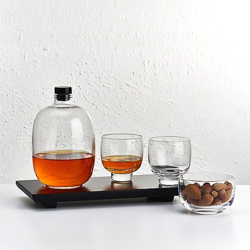 Nude Malt Whiskey Bottle with Wooden Tray